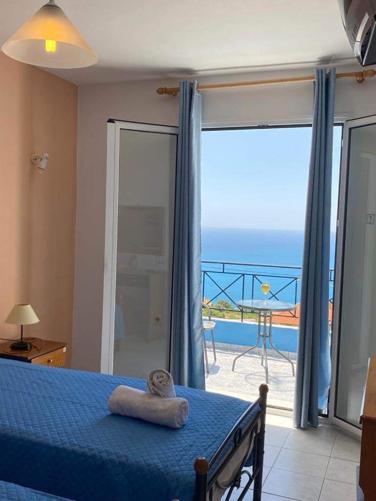 Apartmán Casa De Blue Lourdata  Exteriér fotografie